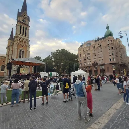 Апартаменты Quite And Cheap In Center B1 Sza *