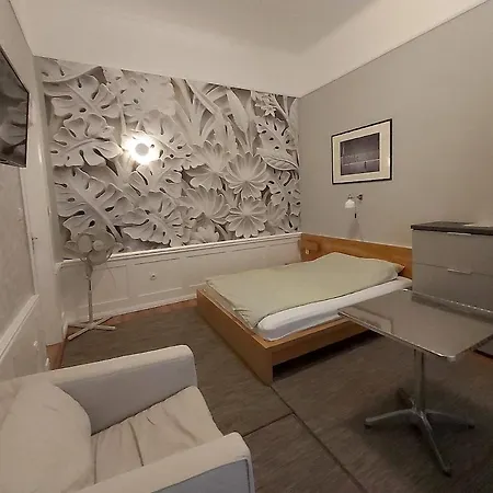 Quite And Cheap In Center B1 Sza Апартаменты *