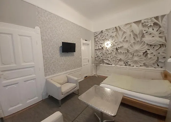Quite And Cheap In Center B1 Sza Apartmán Budapešť